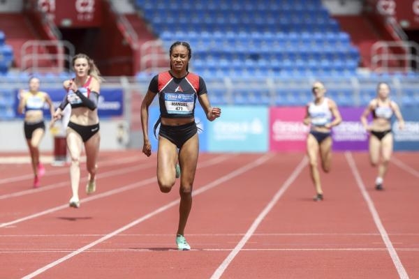Atletika: MČR mužů a žen do 22 let na dráze Cheb