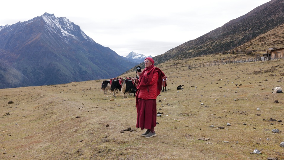 Документ Bhútán, cesta ke kořenům