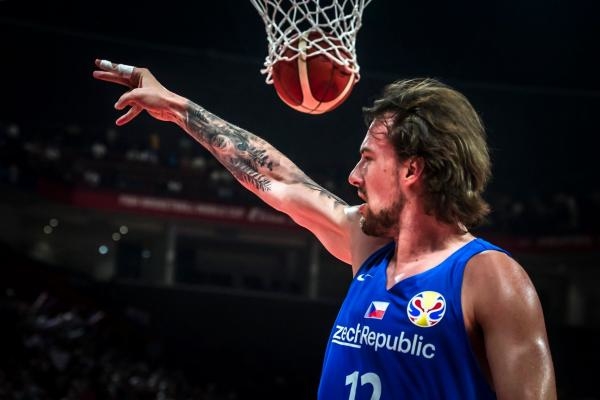 Basketbal: Polsko - Česko