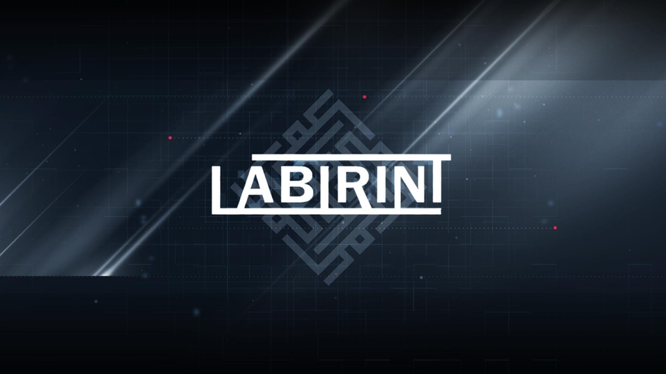 Labirint: Stoljeće na leđima jedne žene