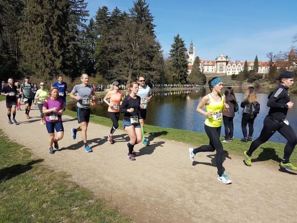 Sport v regionech: Běh zámeckým parkem