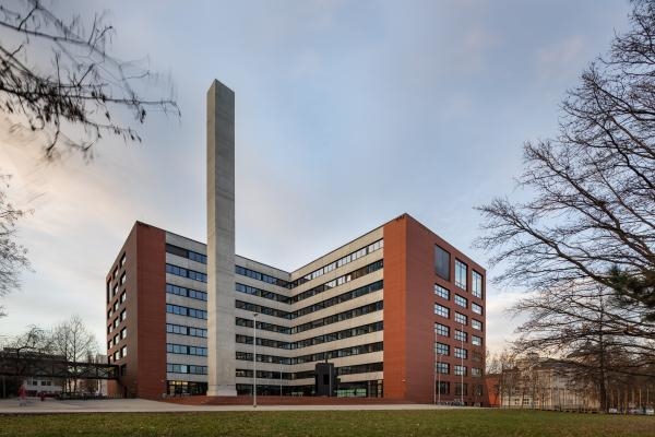 Tak trochu poučnej barák