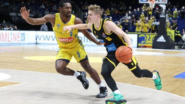 MHP RIESEN Ludwigsburg - ALBA BERLIN