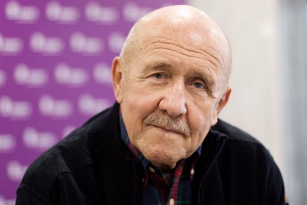Úsměvy Petra Nárožného