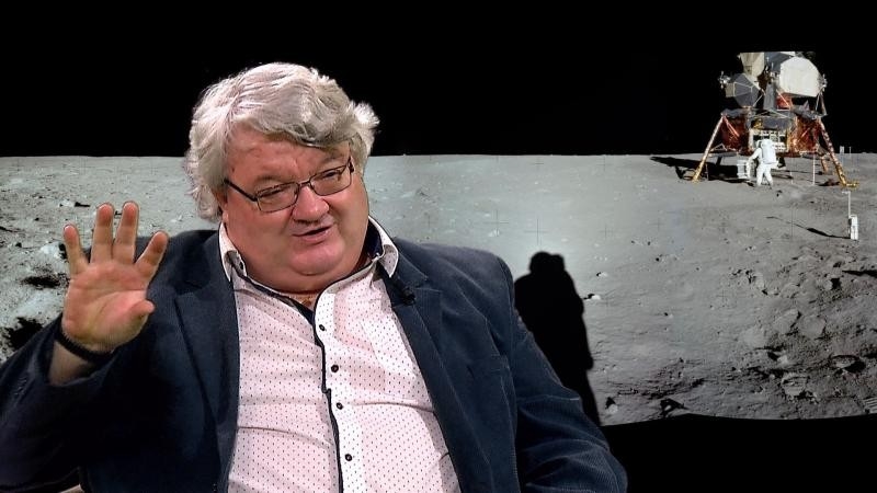Documentary Hlubinami vesmíru s Milanem Halouskem