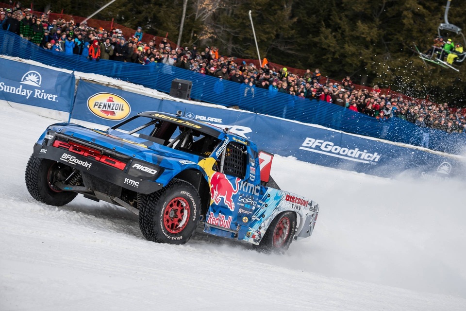 Документ Red Bull Signature Series MMXVI
