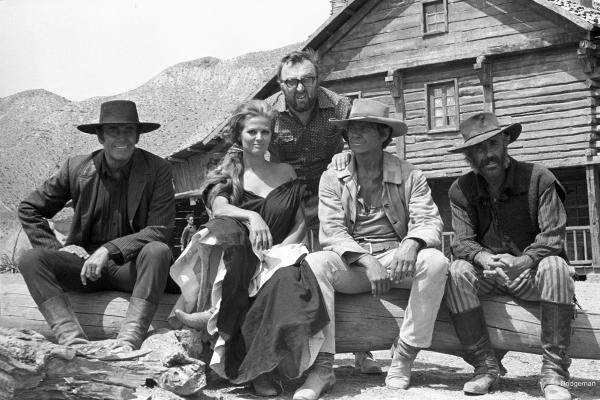 Sergio Leone - mimo zákon