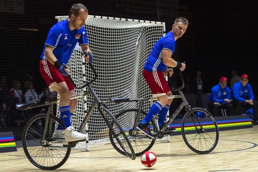 Sálová cyklistika: MČR Praha