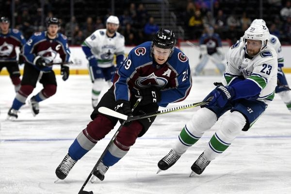 Vancouver Canucks - Colorado Avalanche