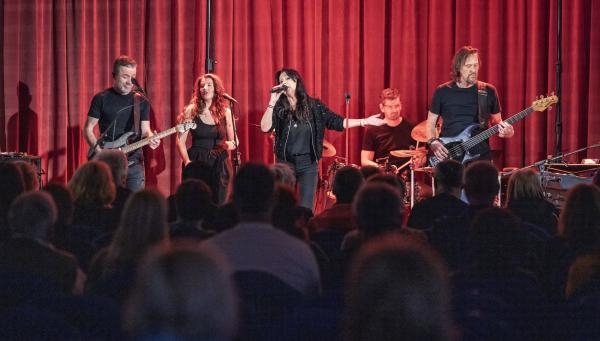 13. komnata Heidi Janků