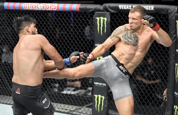 UFC FIGHT NIGHT: Costa – Vettori