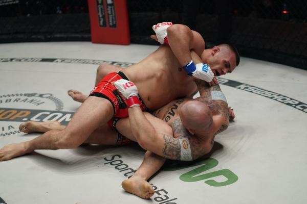 KSW 67: De Fries vs. Stošić