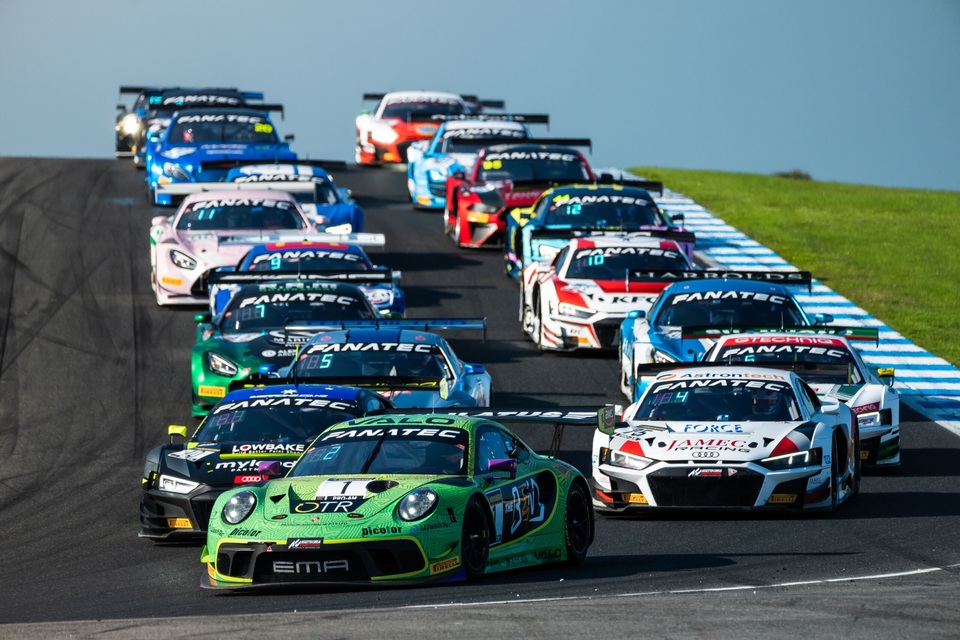 GT World Challenge Australia powered by AWS 2026: The Bend