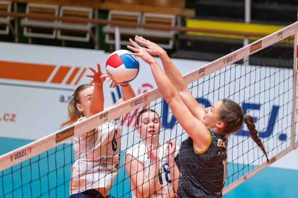 DATART Extraliga ženy - 1. semifinále