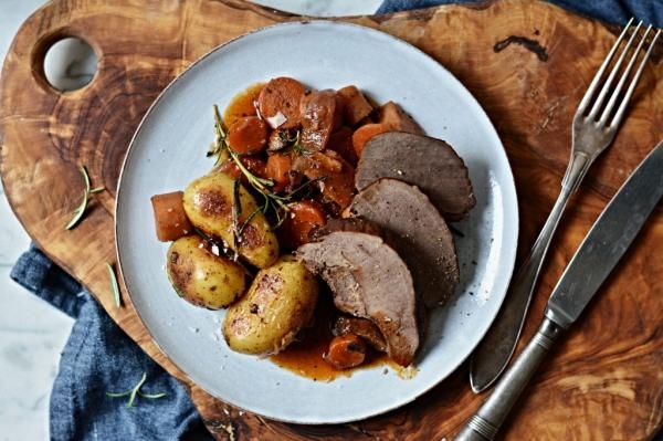 Myslivecká kuchyně - Korejská srnčí kýta na bulgogský způsob v těstíčku na páře s kimchi