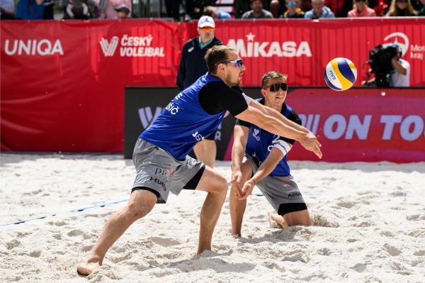 Beach Pro Tour Elite 16 - Gstaad, Švýcarsko - semifinále, muži