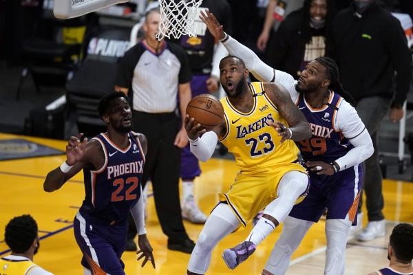 NBA Action 21/22