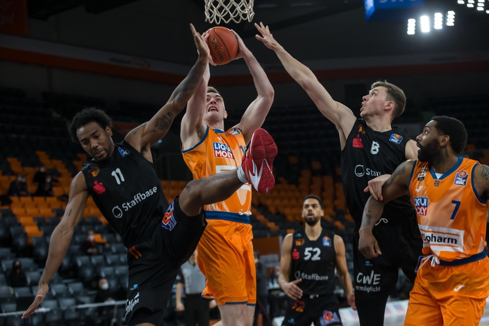 NINERS Chemnitz - ratiopharm ulm
