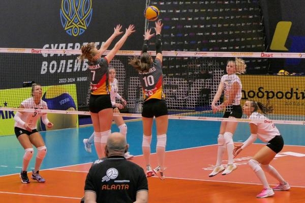 Волейбол. Суперліга-Дмарт. Жінки. Аланта - Галичанка