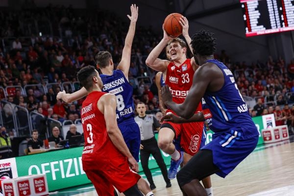 ALBA BERLIN - Brose Bamberg