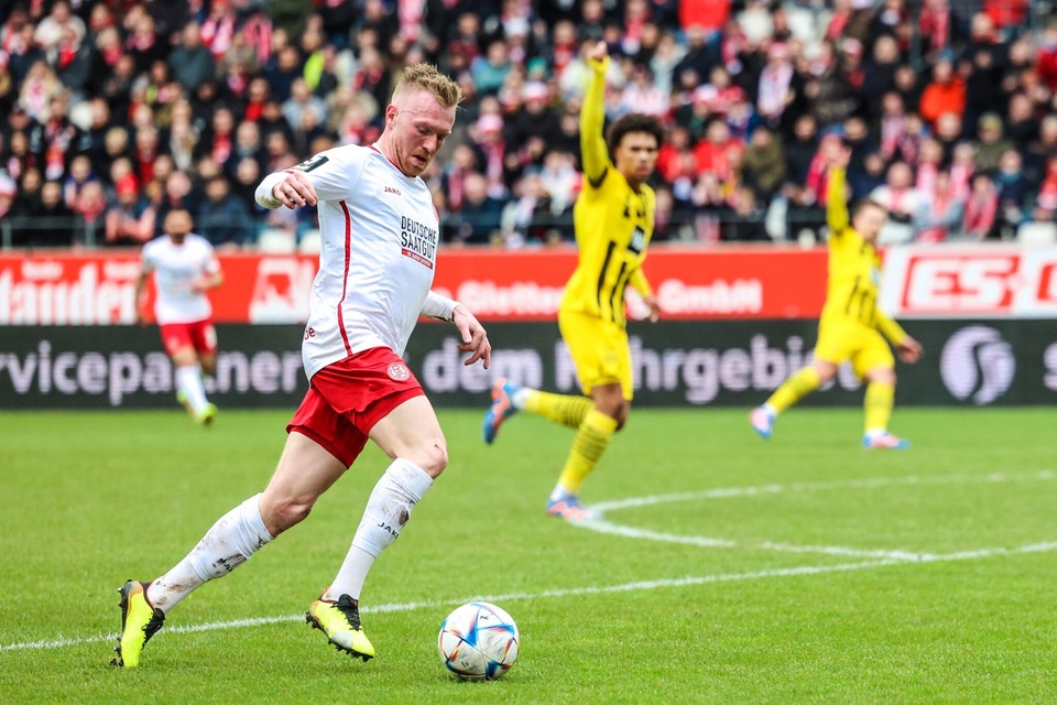 Rot-Weiß Essen - Borussia Dortmund