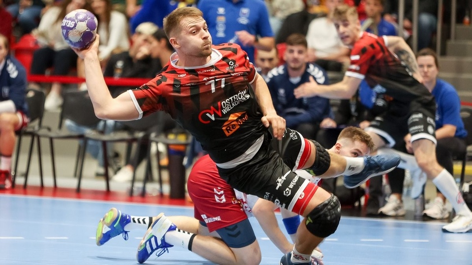 35 handball matches online