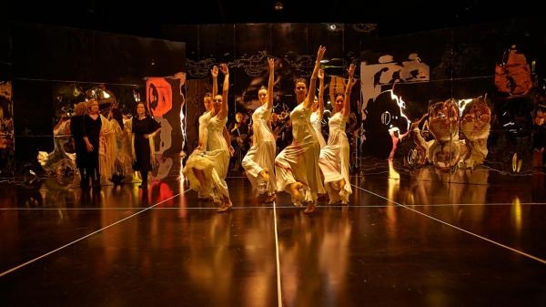 S one strane flamenka