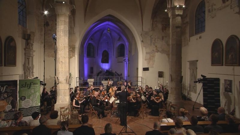 Mladí mladým - Symfonie č. 84 Es dur