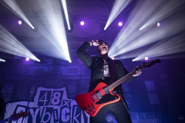RYBIČKY 48: 20 LET ROCK'N'ROLLU, VY BUZNY
