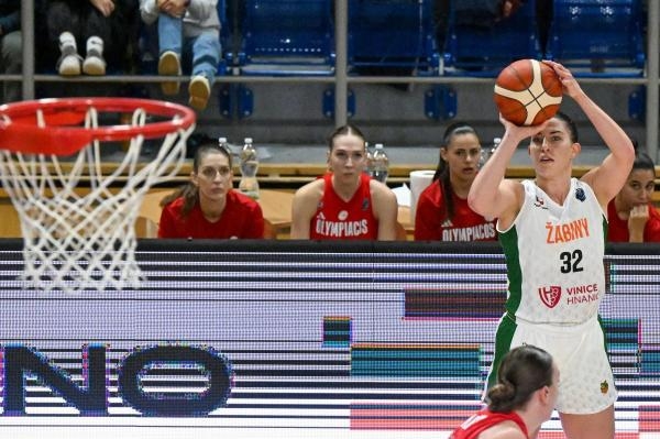Basketbal: Žabiny Brno - Perfumerias Avenida