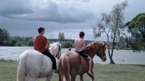 Younost, une jeunesse russe