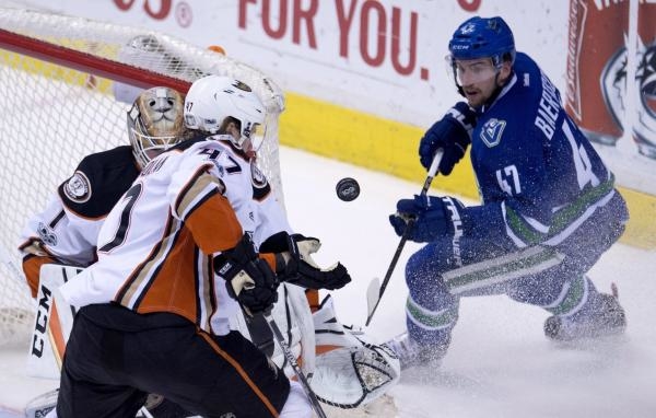 Vancouver Canucks - Anaheim Ducks