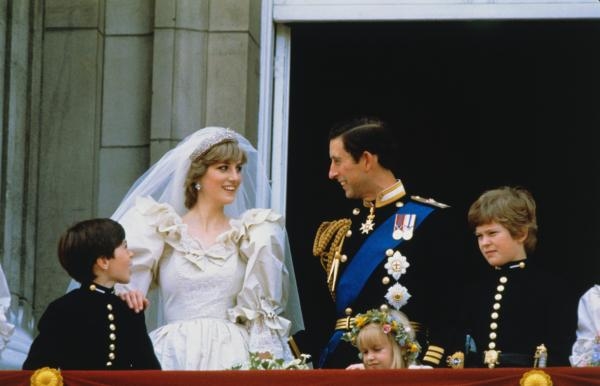 Charles a Diana - pravda o svatbě