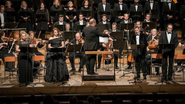 Wiener Concert - Verein i Zbor HRT-a, dirigent Tonči Bilić - V. Lisinski 06.12.2016.