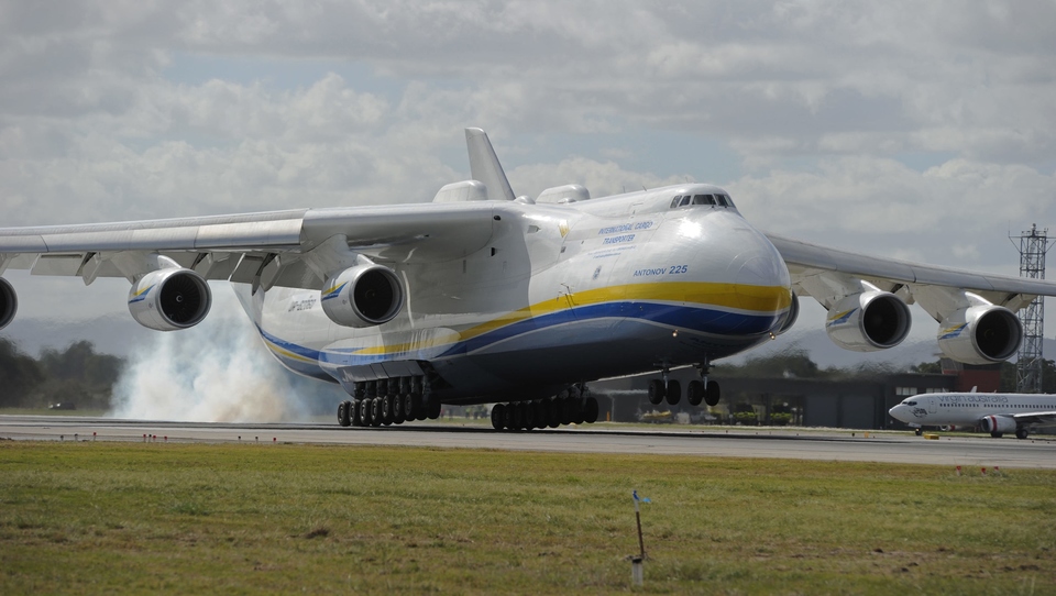 Dokument Král přepravy! Antonov An225!