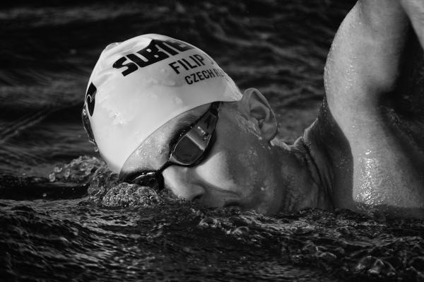 V sevření ledové vody