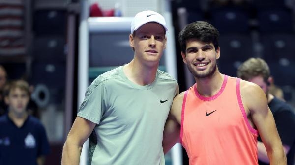 Tenis: Alcaraz - Sinner novi Down Town tenisa, Magazin