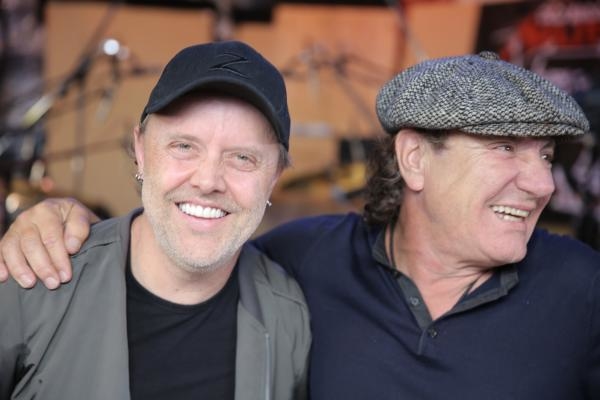 Brian Johnson: Rock na cestě