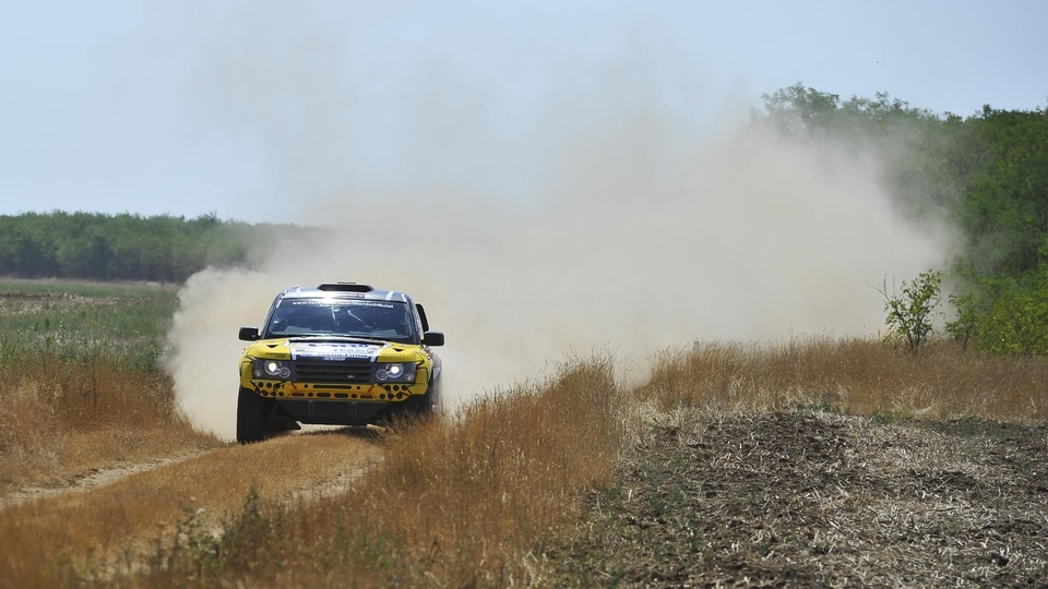 Rajdy terenowe: Abu Dhabi Desert Challenge