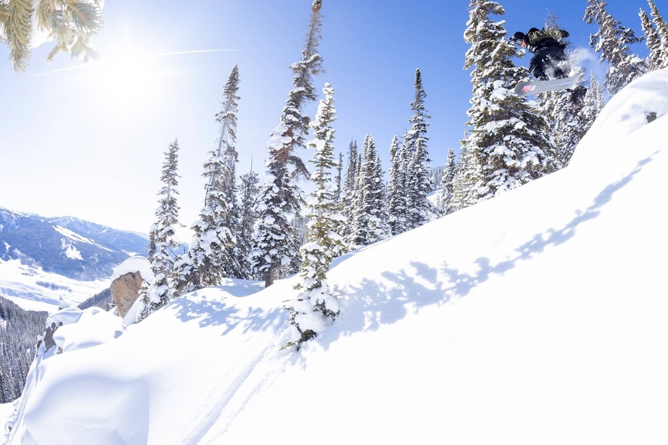 Jamie Anderson vs Emma Crosby