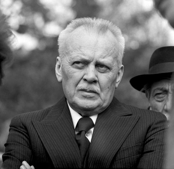Herec Karel Höger