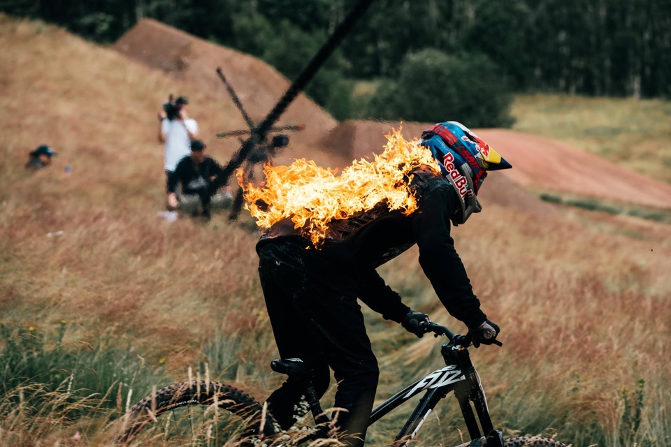 Dokument Szymon Godziek and Nico Vink explore Poland