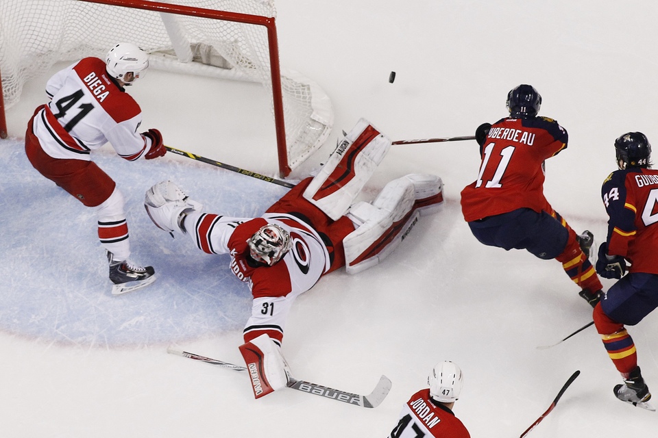Carolina Hurricanes - Florida Panthers