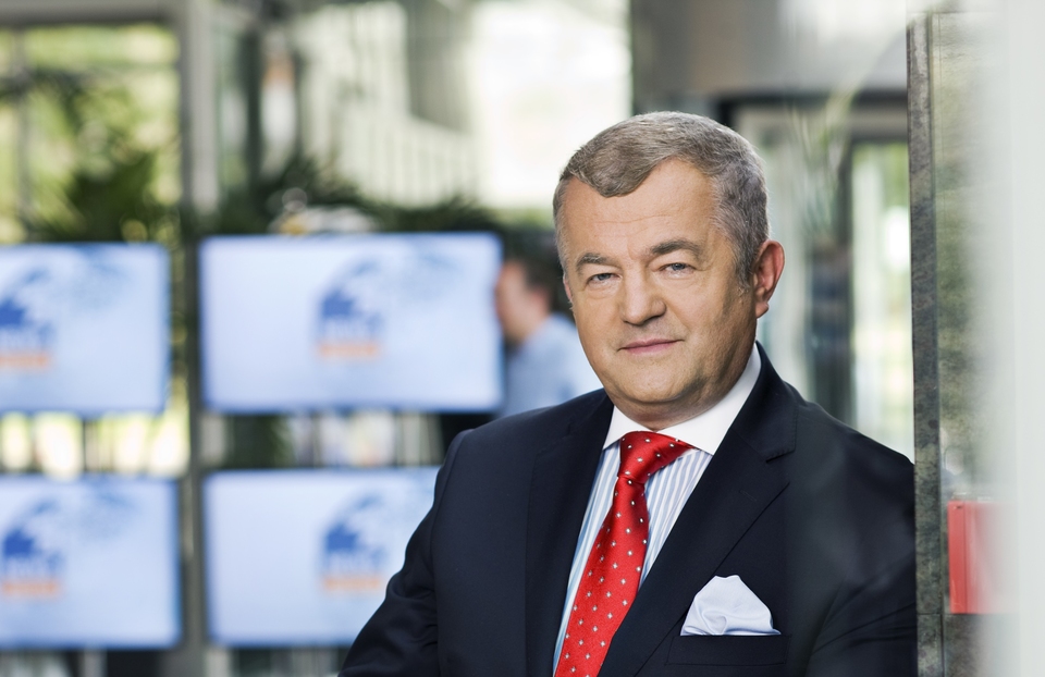 806 news programs from TV online