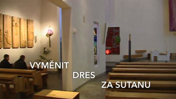 Vyměnit dres za sutanu