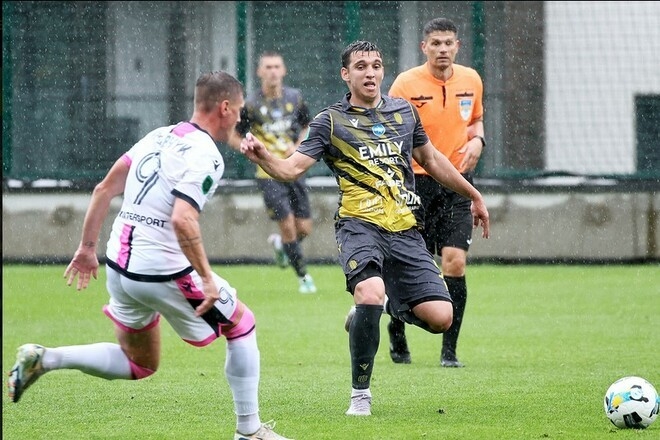 Іноземні Ukrainian Premier League онлайн