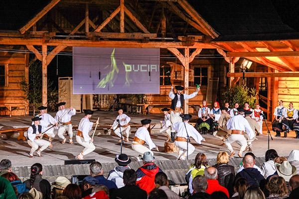 Folklórny festival Heľpa 2014