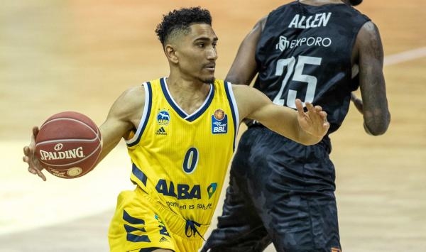 ALBA BERLIN - Hamburg Towers