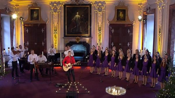 Rozdělení konta Adventních koncertů České televize 2022