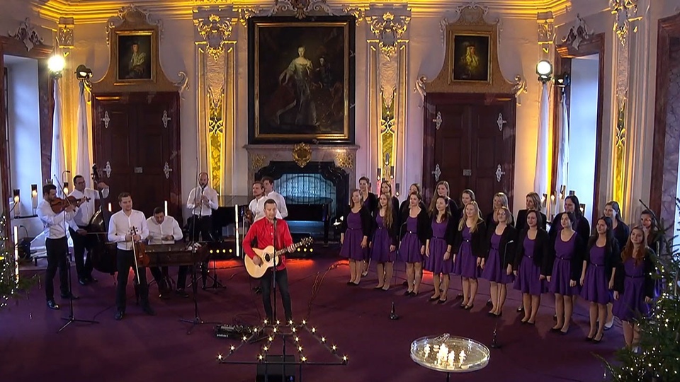 Rozdělení konta Adventních koncertů České televize 2022